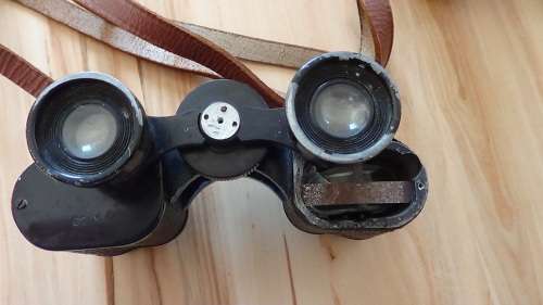 WW 2 Binoculars relic ( poor condition looks like a battlefield pick-up)