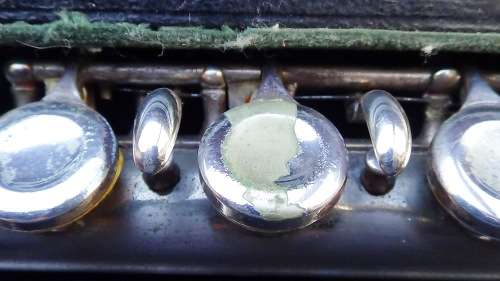 ANTIQUE RUDALL AND CARTE FLUTE WITH ORIGINAL CASE AND CLEANING ROD