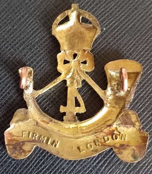 SCARCE 4th Kings African slouch/Hat badge (Uganda) 1902 -