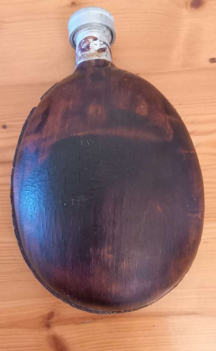 Bulgarian military Issue Cherrywood Teksolite-covered Aluminium Water Bottle -Bush war era