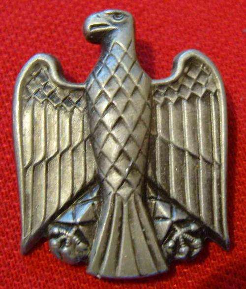 West German BundesgrenzSchutz Police GSG-9 Beret Badge