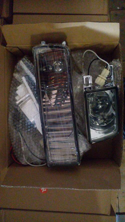 VW Golf 3 Smoked Front Bumper Indicator With Foglights Set ( Left & Right )