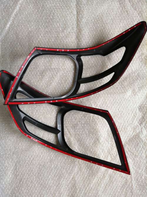 TOYOTA HILUX HEAD-LIGHT TRIM 2012+ SET