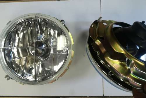 VW GOLF 1 CRYSTAL CROSSHAIR HEADLIGHTS  (OUTTERS)