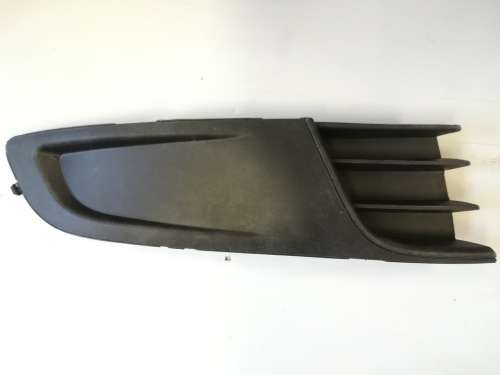 VW POLO VIVO FOG LIGHT COVER - RIGHT SIDE