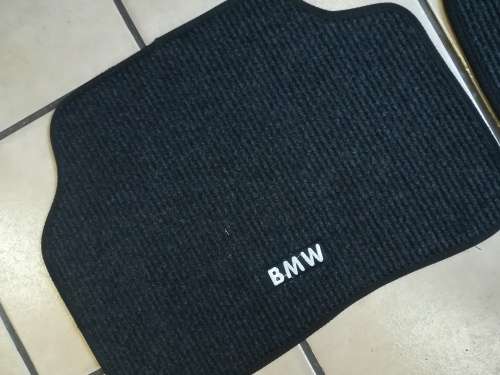 BMW E30 SERIES RIBBED FLOOR MAT 4 PIECE