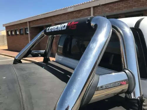 TOYOTA HILUX PADDED ROLLBAR COVER - DOUBLE PIPE