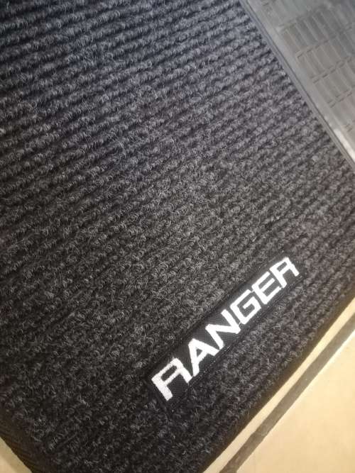 FORD RANGER SERIES RIBBED FLOOR MAT 4 PIECE UNIVERSAL FIT