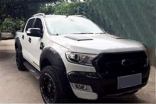 FORD RANGER T6/T7 2012-2019 BONNET SCOOP 2 PIECE BLACK