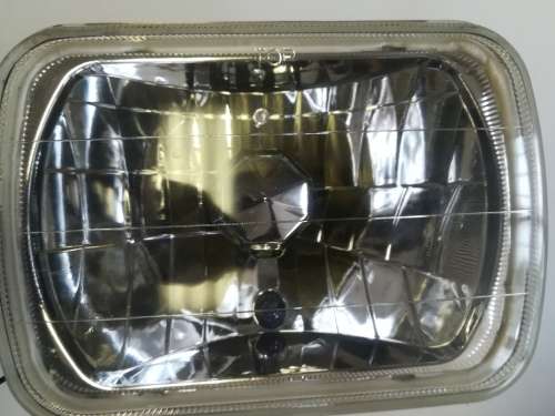 Nissan 1400 Reflector Crystal Headlight Set