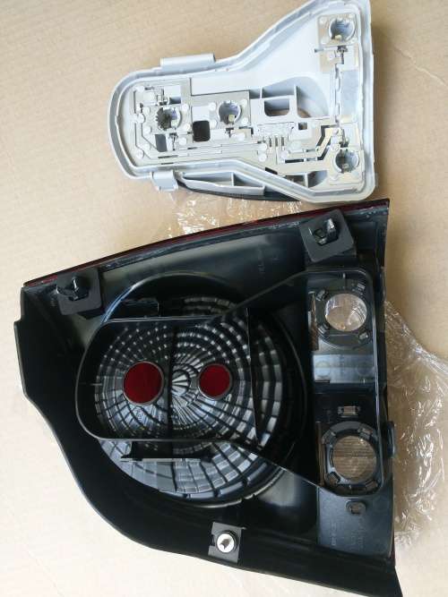 VW POLO 2005-2010 HATCHBACK TAIL LIGHT UNIT - RIGHT SIDE