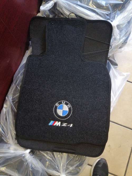 Bmw Z4 Mat Set - 2 Piece