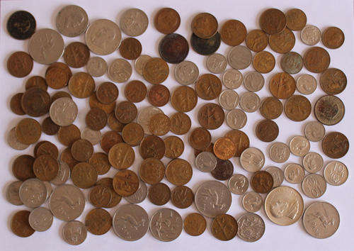 A collection of 127 South African coins (1960's onwards)