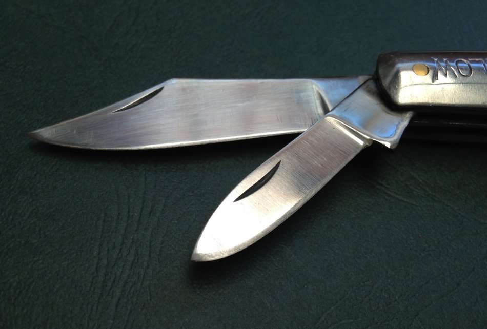 Barlow pocket knife - bone handle