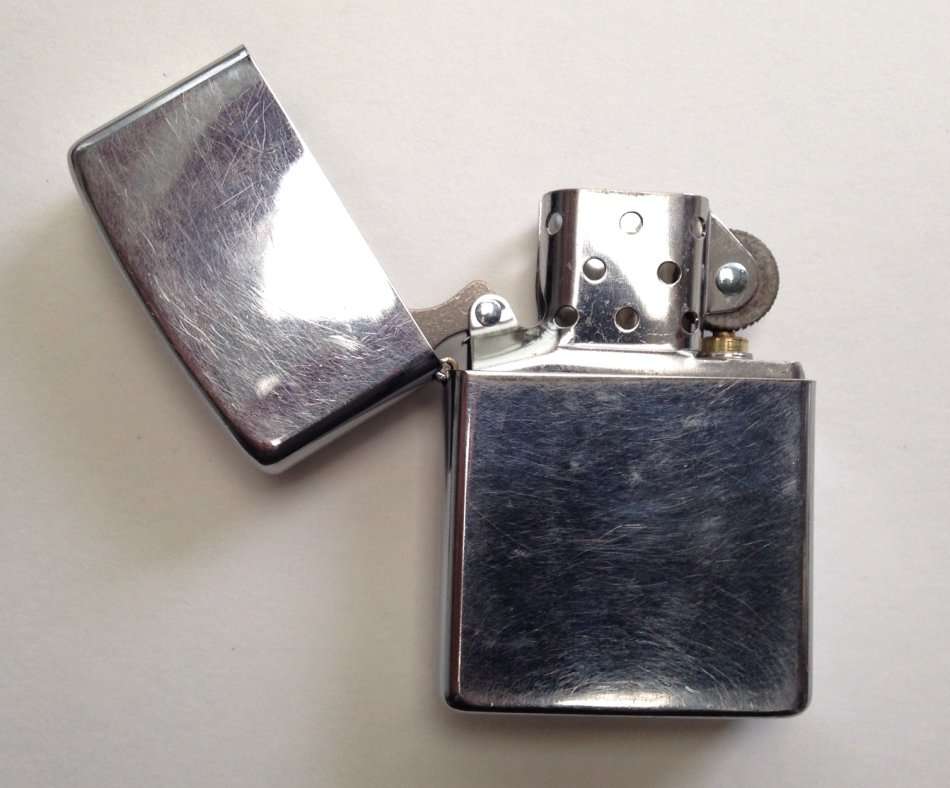 Polished Steel Zippo (2012) USA