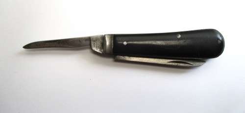 Vintage Joseph Rodgers two blade pocket knife made in Sheffield, England