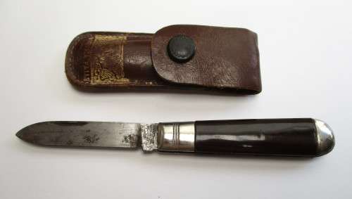 Vintage Richards (Lamppost) Pocket Knife in pouch -- Victoria Falls -- Sheffield, England