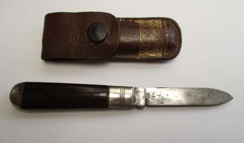 Vintage Richards (Lamppost) Pocket Knife in pouch -- Victoria Falls -- Sheffield, England