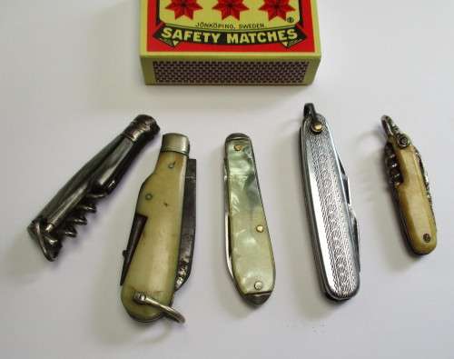 Miniature vintage pocket knife lot