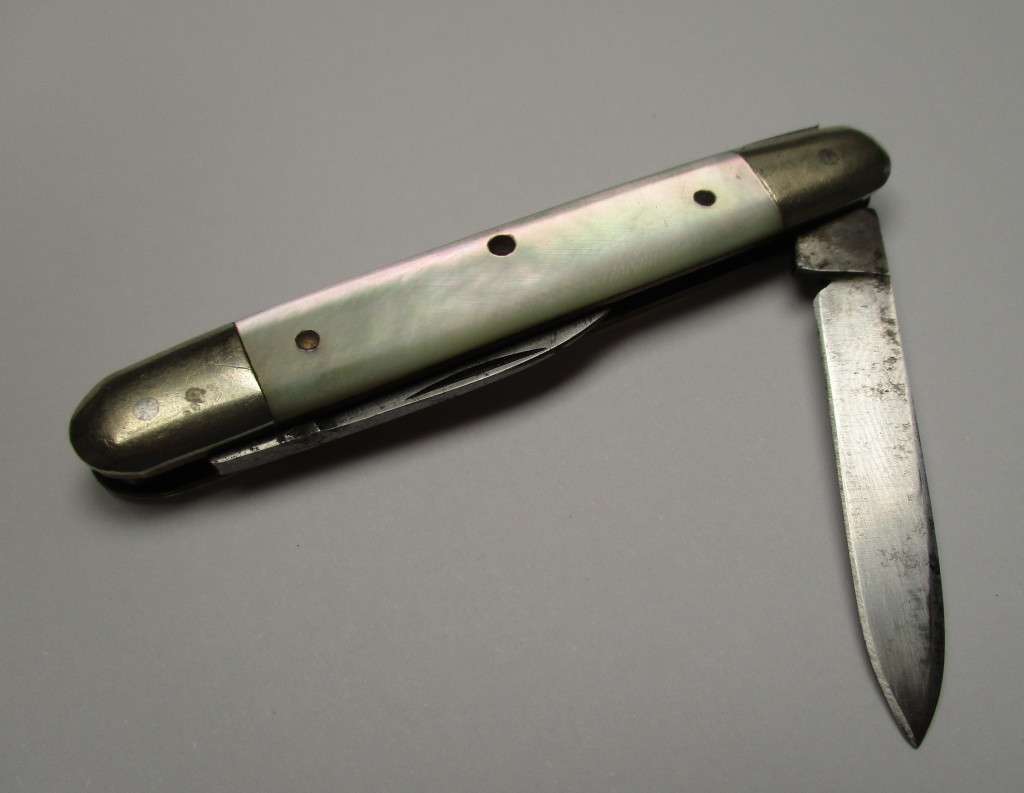 Antique / Vintage Mother of Pearl Pocket knife - Standard Cutlery Co., Germany