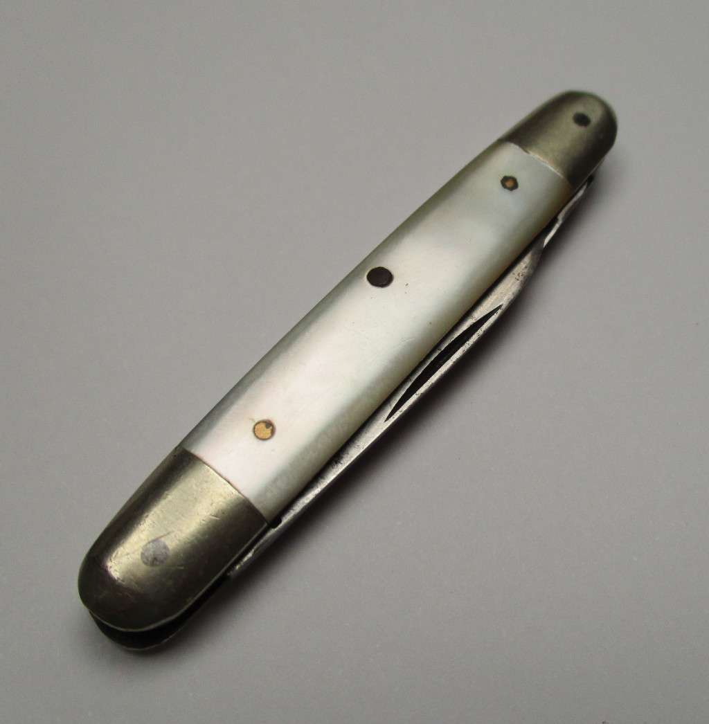 Antique / Vintage Mother of Pearl Pocket knife - Standard Cutlery Co., Germany