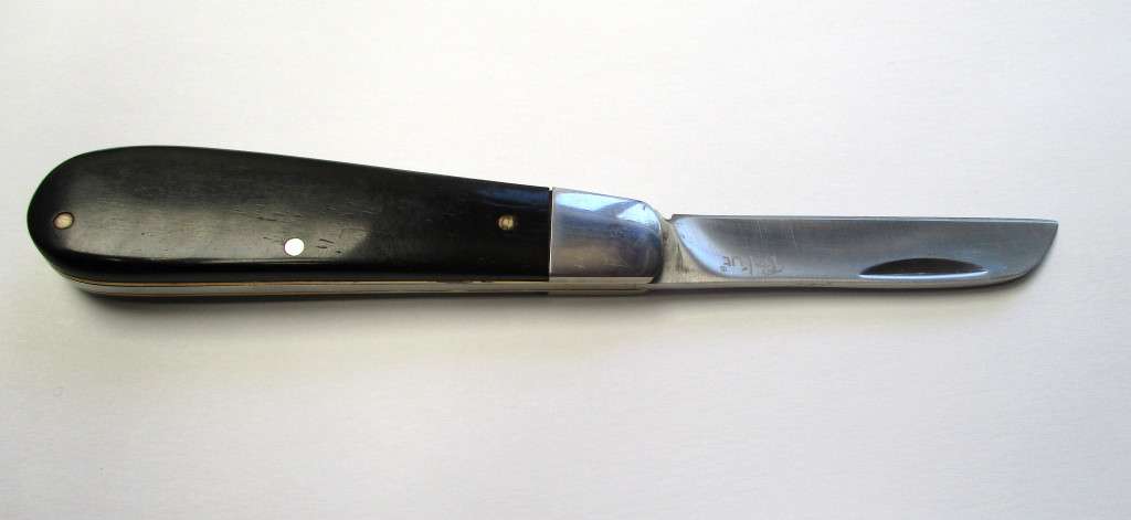 Pocket knife - Tekut - Black bone handle - 7Cr17MoV  Steel