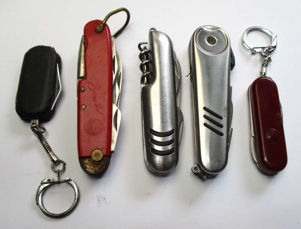 Knife Lot  - pocket knife / folding & keychain knives