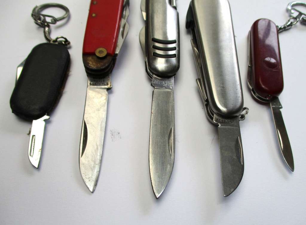 Knife Lot  - pocket knife / folding & keychain knives