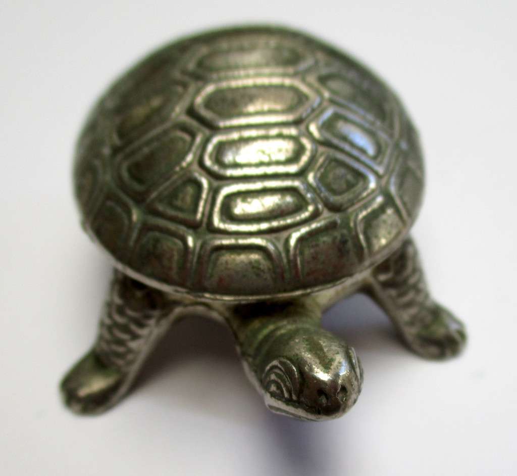 Vintage metal Tortoise shaped salt container / trinkets - hinged lid