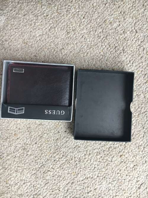 Guess Wallet