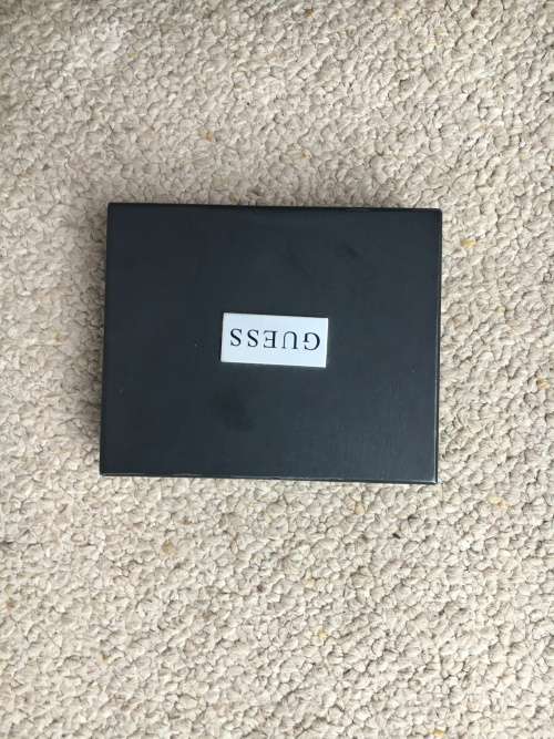 Guess Wallet