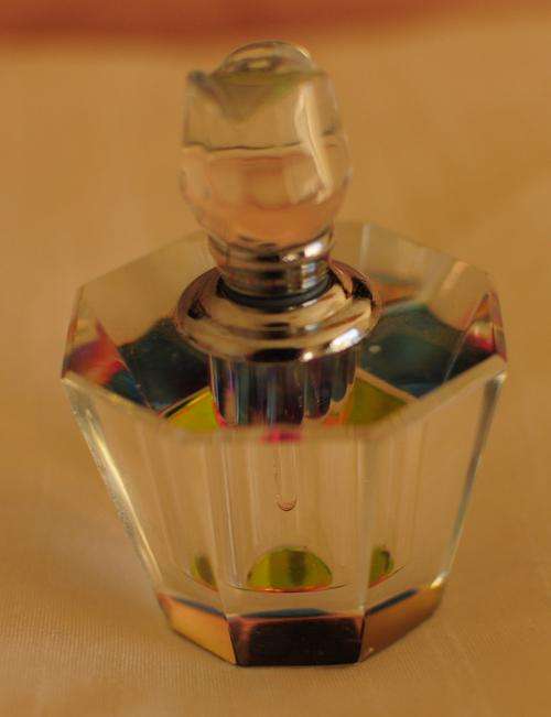 Perfume Glass Bottle 5cm tall and 4cm wide (Free oil perfume fill) Glass S007