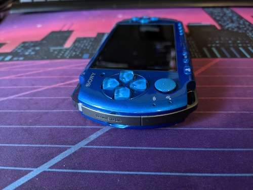 Blue PSP 3000 / Slim with 4GB Memory card and one game