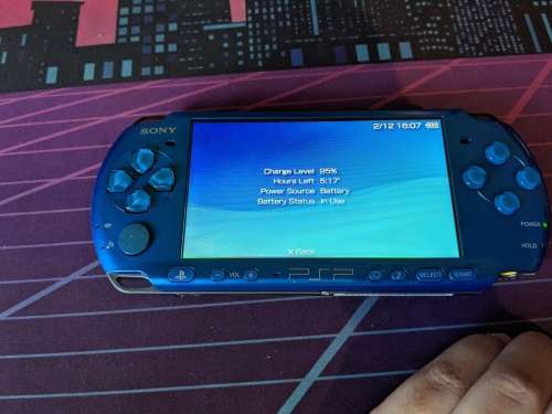 Blue PSP 3000 / Slim with 4GB Memory card and one game