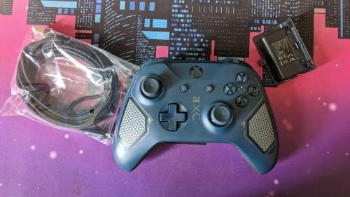 Xbox One S Wireless Controller Patrol Tech Special Edition+ rechargable battery pack+FREE GIFT