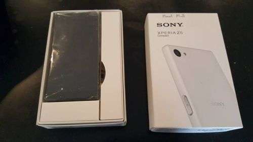 Brand New Sony Xperia Z5 Compact (Graphite Black)