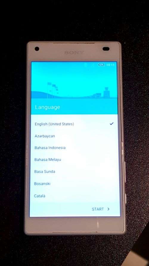 Brand New Sony Xperia Z5 Compact 32GB (White)