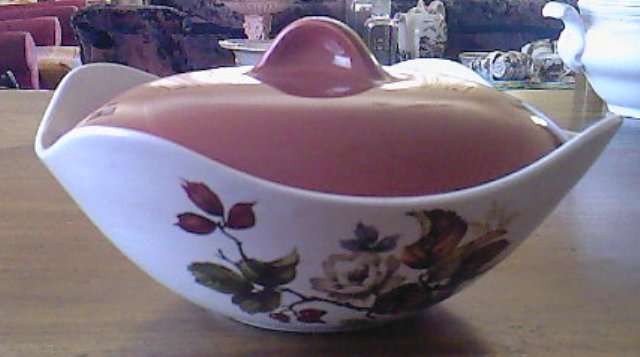 MIDWINTER STYLECRAFT 'ROSEWOOD' VEGETABLE BOWL