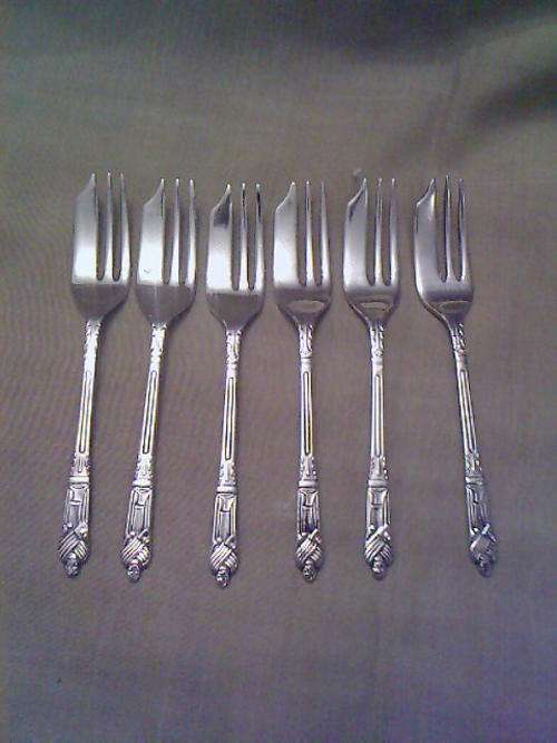 APOSTLE CAKE FORKS
