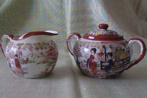BEAUTIFUL JAPANESE HAND-PAINTED CREAMER + SUGAR BOWL