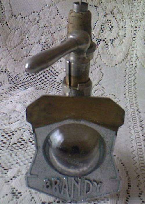 GASKELL & CHAMBERS 'QUARTER GILL' BRANDY DISPENSER