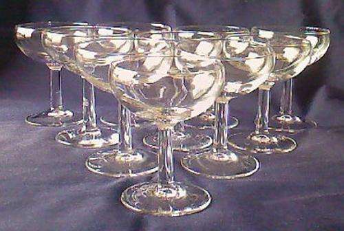 10 MIXED BOWL CHAMPAGNE GLASSES