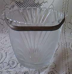 GLASS ICE BUCKET