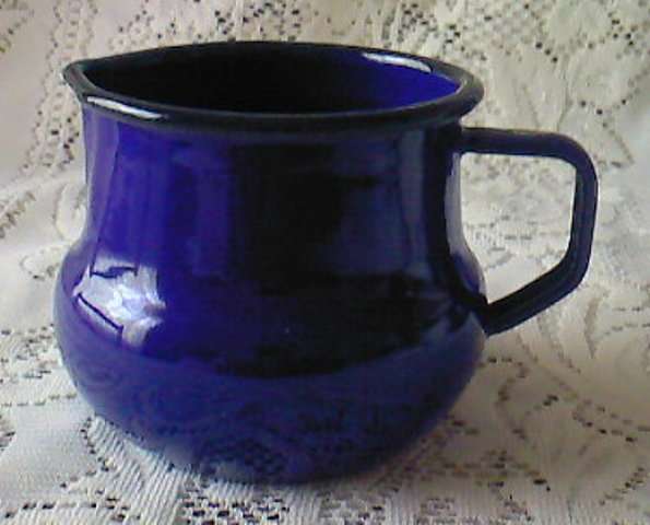 ENAMEL CREAMER : ROYAL BLUE WITH BLACK TRIM