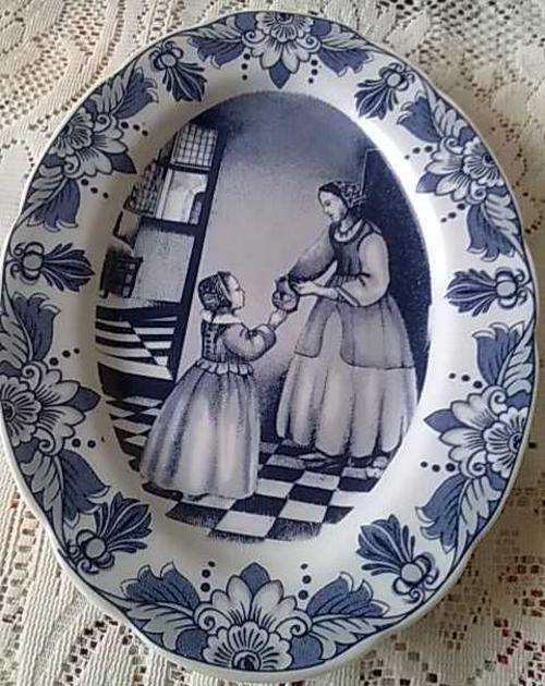 DELFT SPECIAL LIMITED COLLECTORS' EDITION OVAL PLATE (DE OUDE MOLEN FABRIEK)
