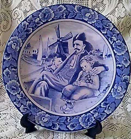 'THE FISHERMAN' - DELFT HOLLAND SPECIAL LIMITED COLLECTORS EDITION