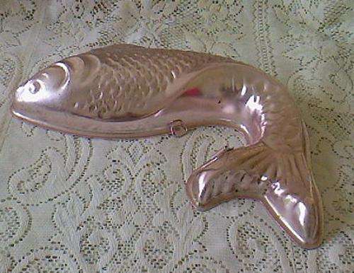 COPPER TIN FISH-SHAPED MOULD