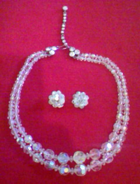 VINTAGE CRYSTAL 'AURORA BOREALIS' NECKLACE + CLIP-ON EARRINGS