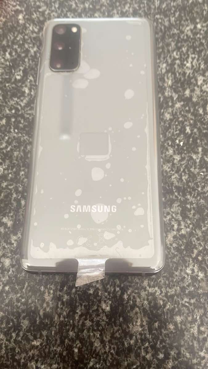 Samsung Galaxy S20 | 8GB RAM | 128GB ROM | 120Hz Screen | 64MP Triple Camera | 8K Recording