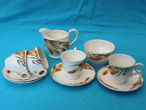 4 grindley cream petal demi tasse cups and saucers + jug + sugar bowl